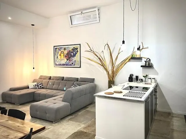阿尔盖罗Modern Loft公寓 公寓